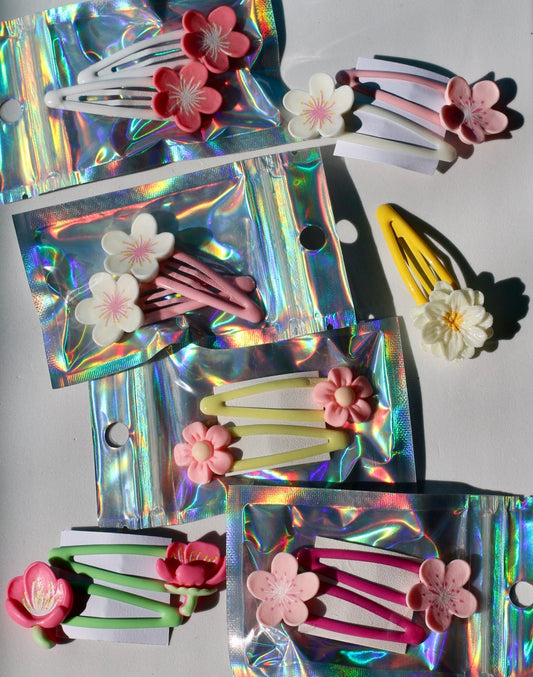 Flower Hairclips one set (Mystery blind box)